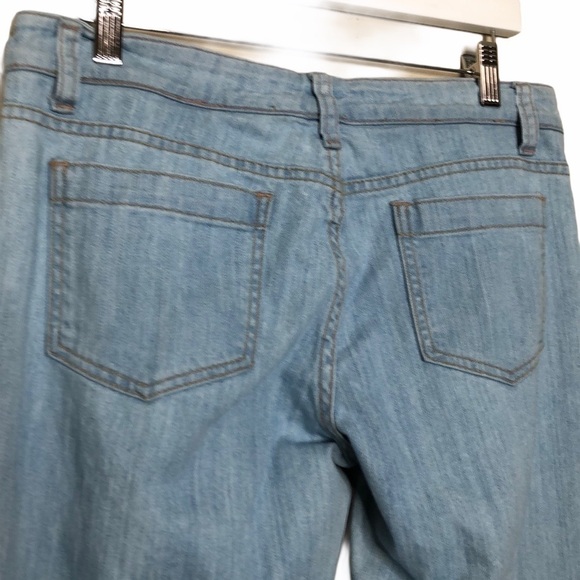 Carmar distressed light wash flare leg jean - Picture 4 of 7